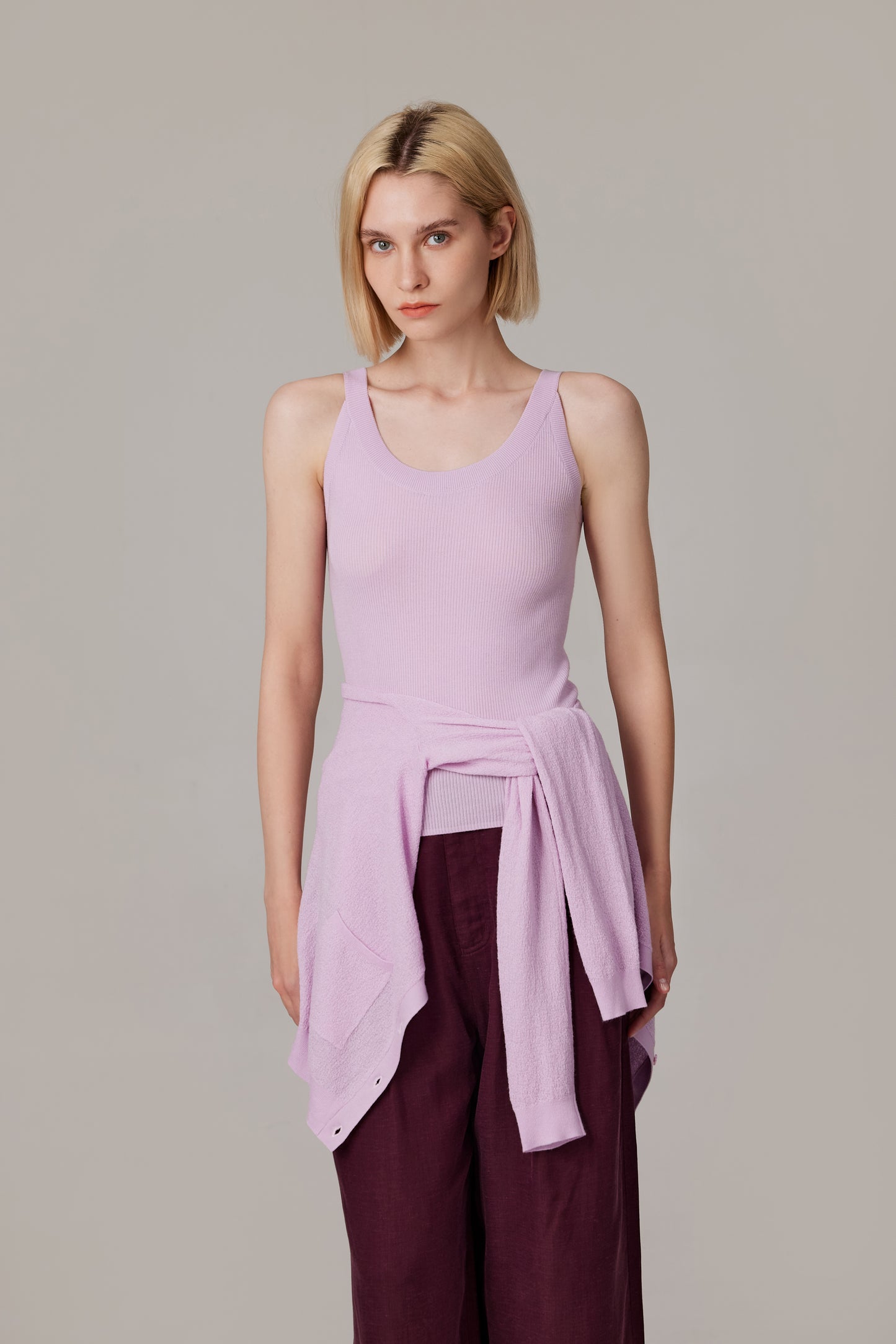 JENNIE LIU Women's Scoop Neck Tank Top | 75% Merino Wool 25% Silk Ultra-Soft Layering Essential | Natrual Moisture Wicking Sweater