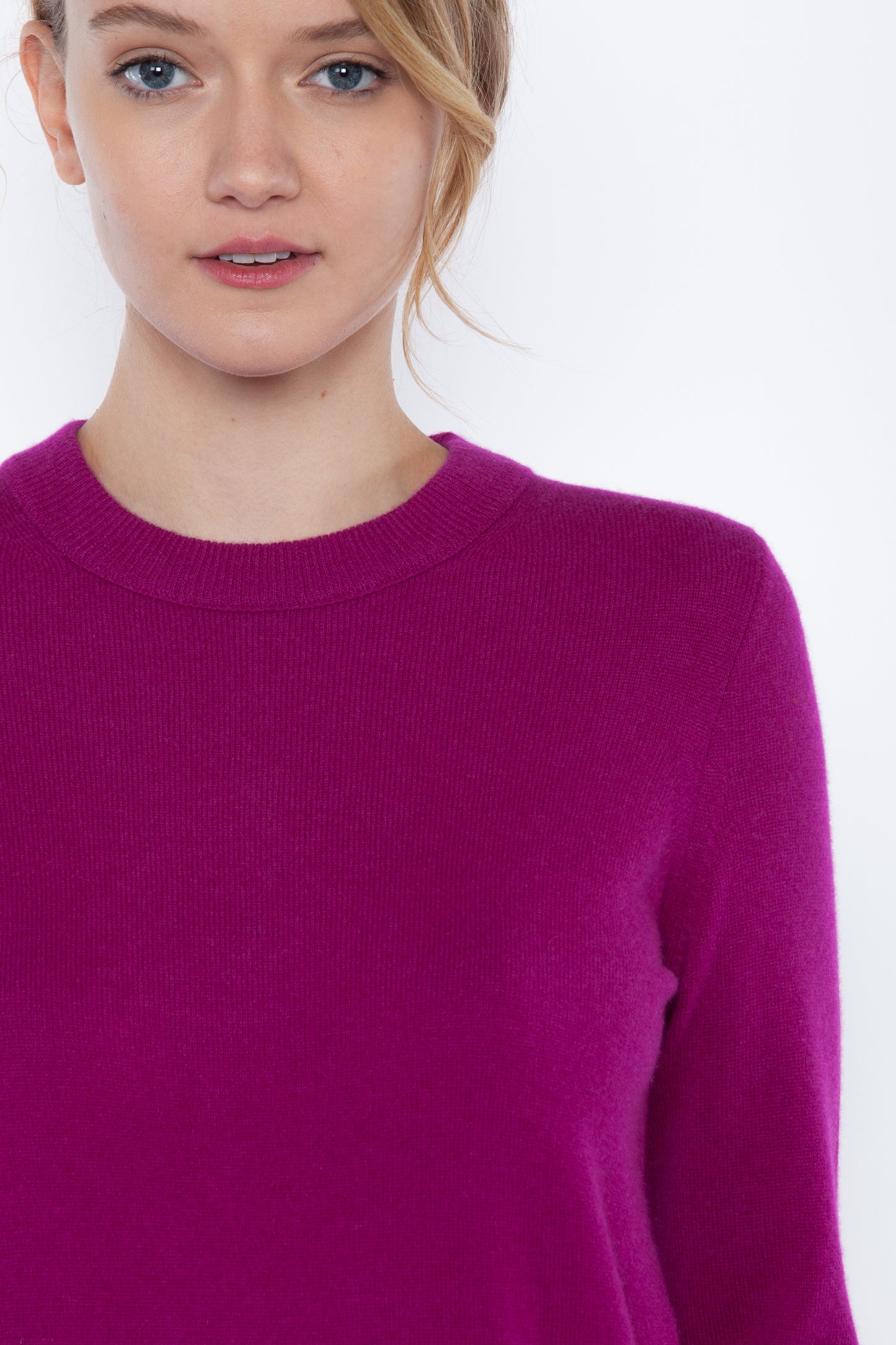 JENNIE LIU Women's 100% Pure Cashmere Long Sleeve Crew Neck Sweater