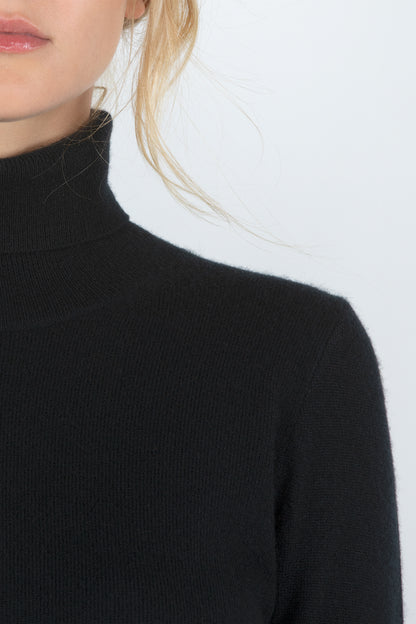 Women's Cashmere Turtleneck Sweater in Black by JENNIE LIU